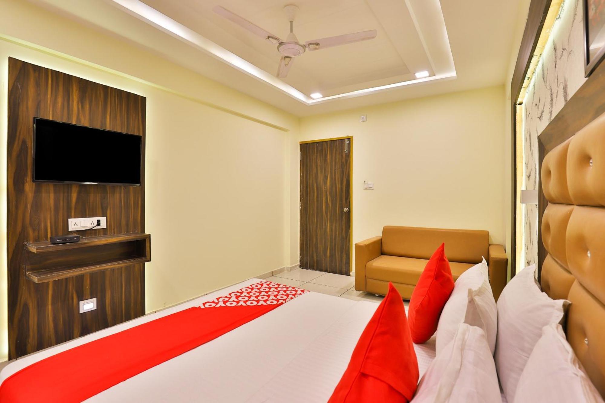 Hotel O Silver Palace Watuwa 外观 照片