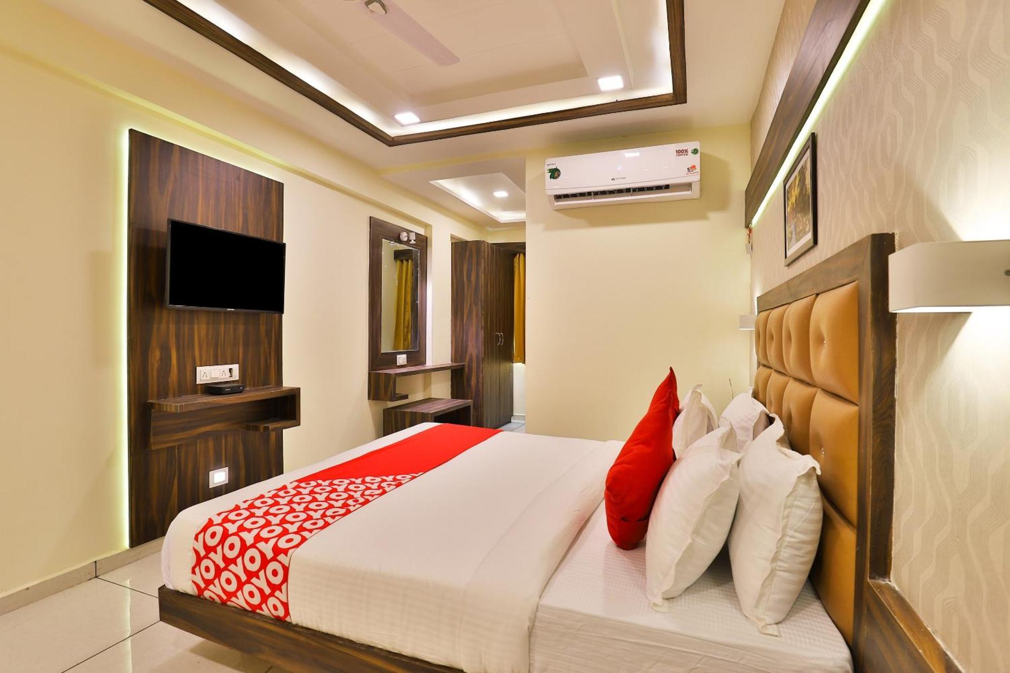 Hotel O Silver Palace Watuwa 外观 照片