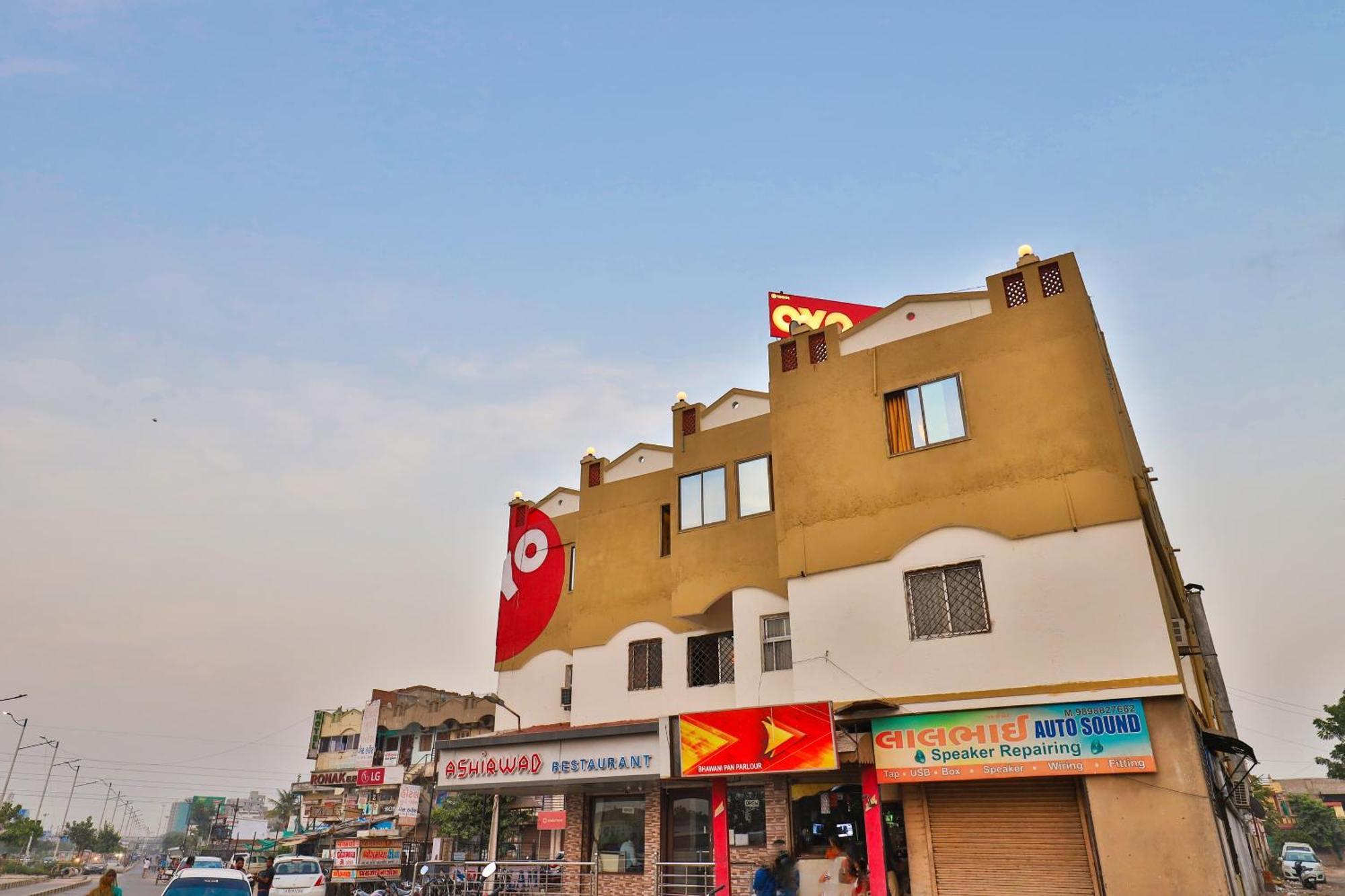 Hotel O Silver Palace Watuwa 外观 照片